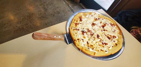 P6 Station Pizza